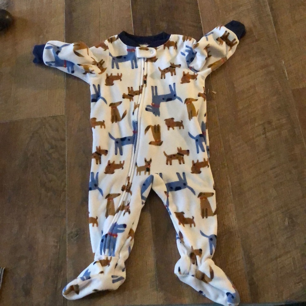 Carter zip up sleep and play